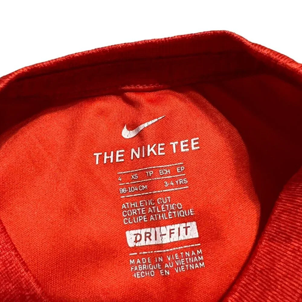 Nike this cute